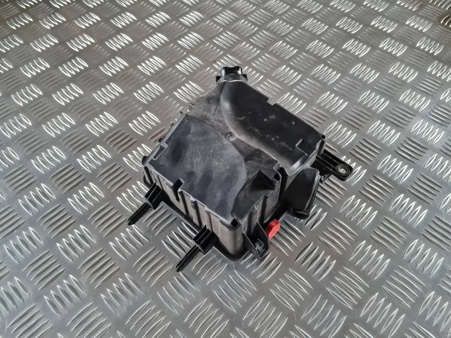 Caja de fusibles y relés RENAULT SCENIC III 2011 - foto 1