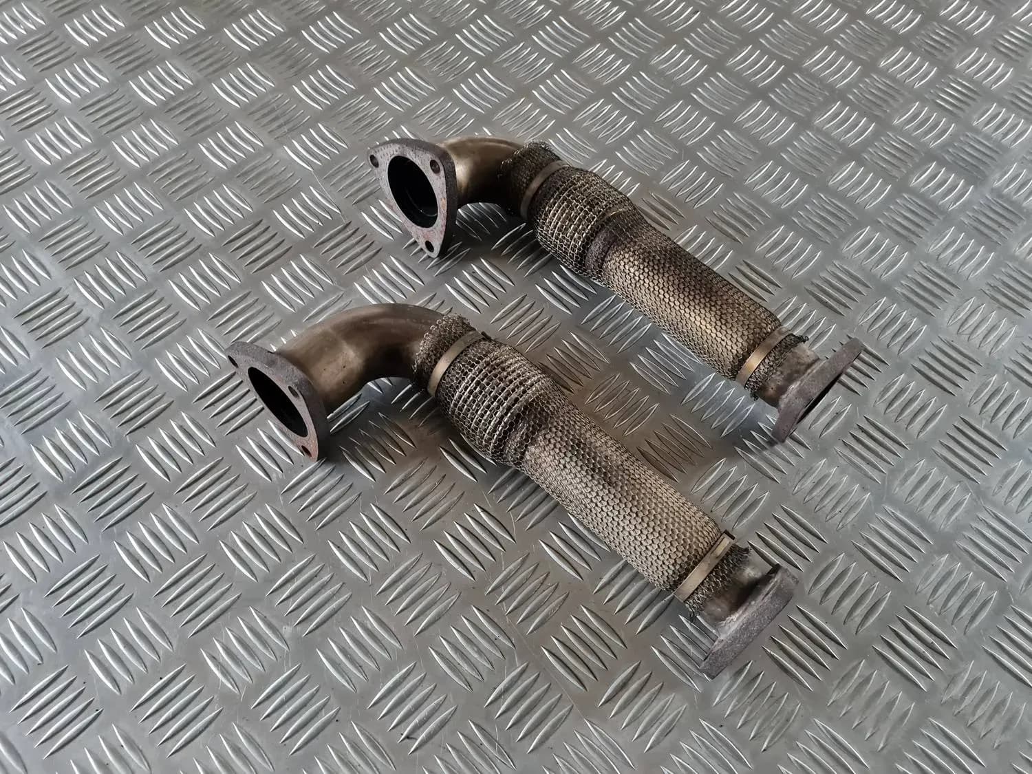 Tubo de escape del turbocompresor AUDI A6 2008 - foto 1