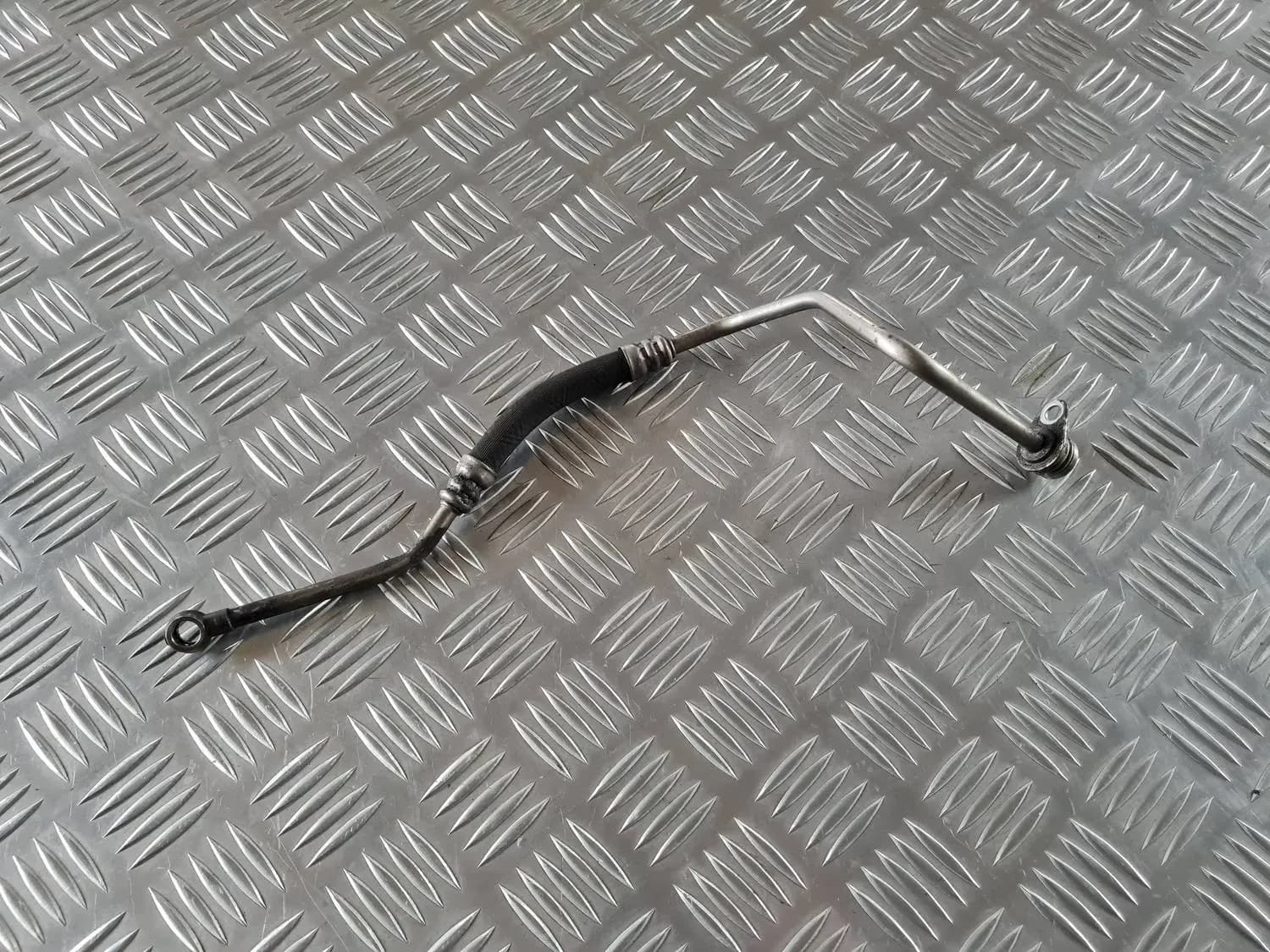 Tubo de la turbina AUDI A6 2008 - foto 2