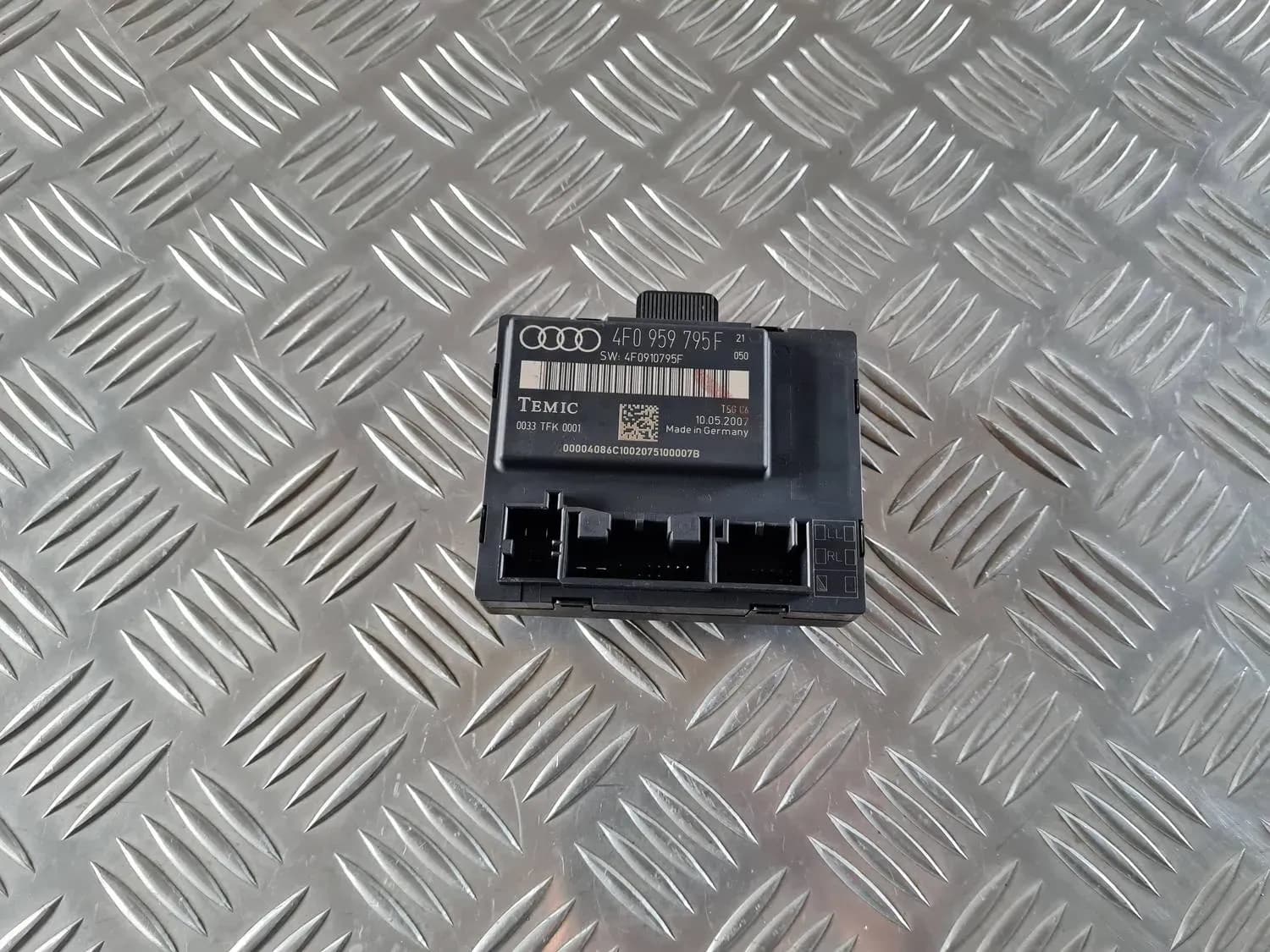 Unidad de control del confort AUDI A6 2008