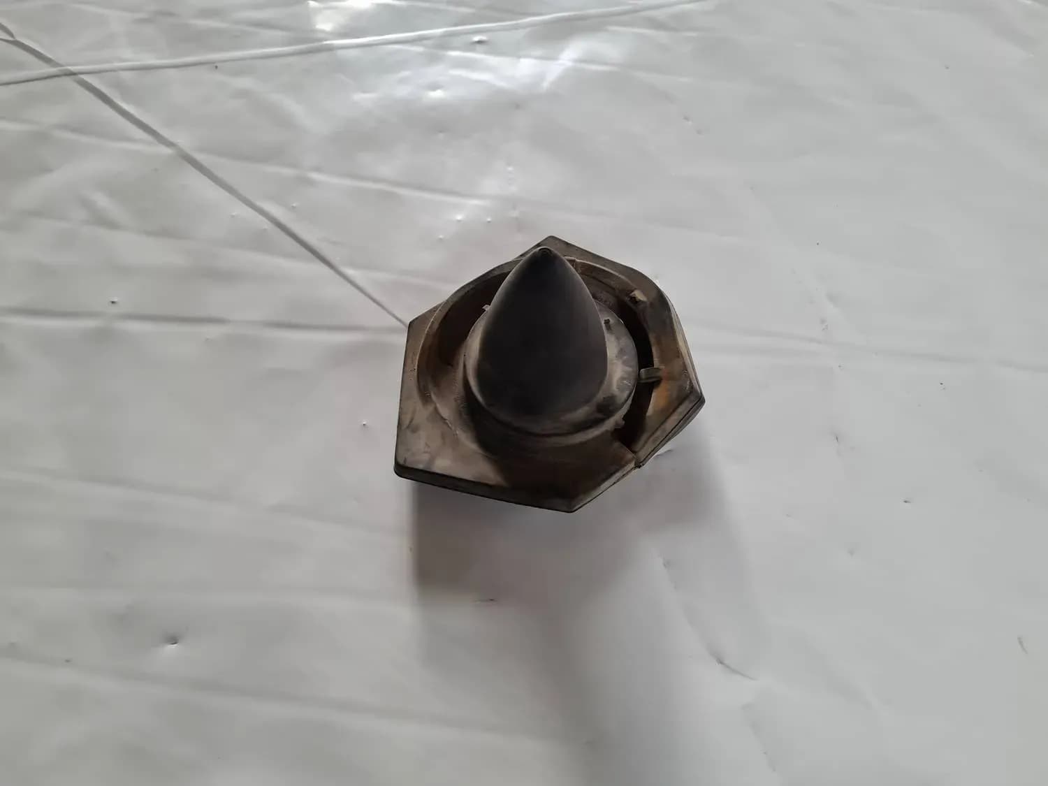 Soporte de resorte trasero RENAULT SCENIC III 2011 - foto 4