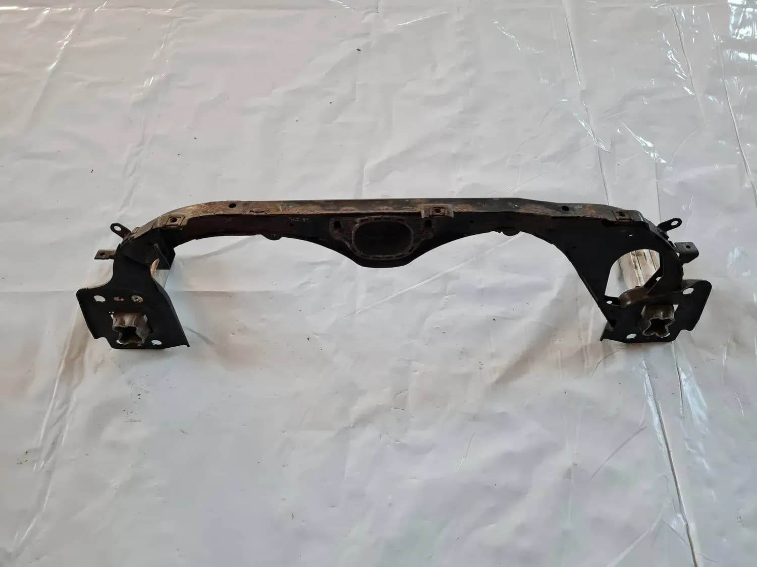 Travesaño delantero del radiador AUDI A6 2008 - foto 5
