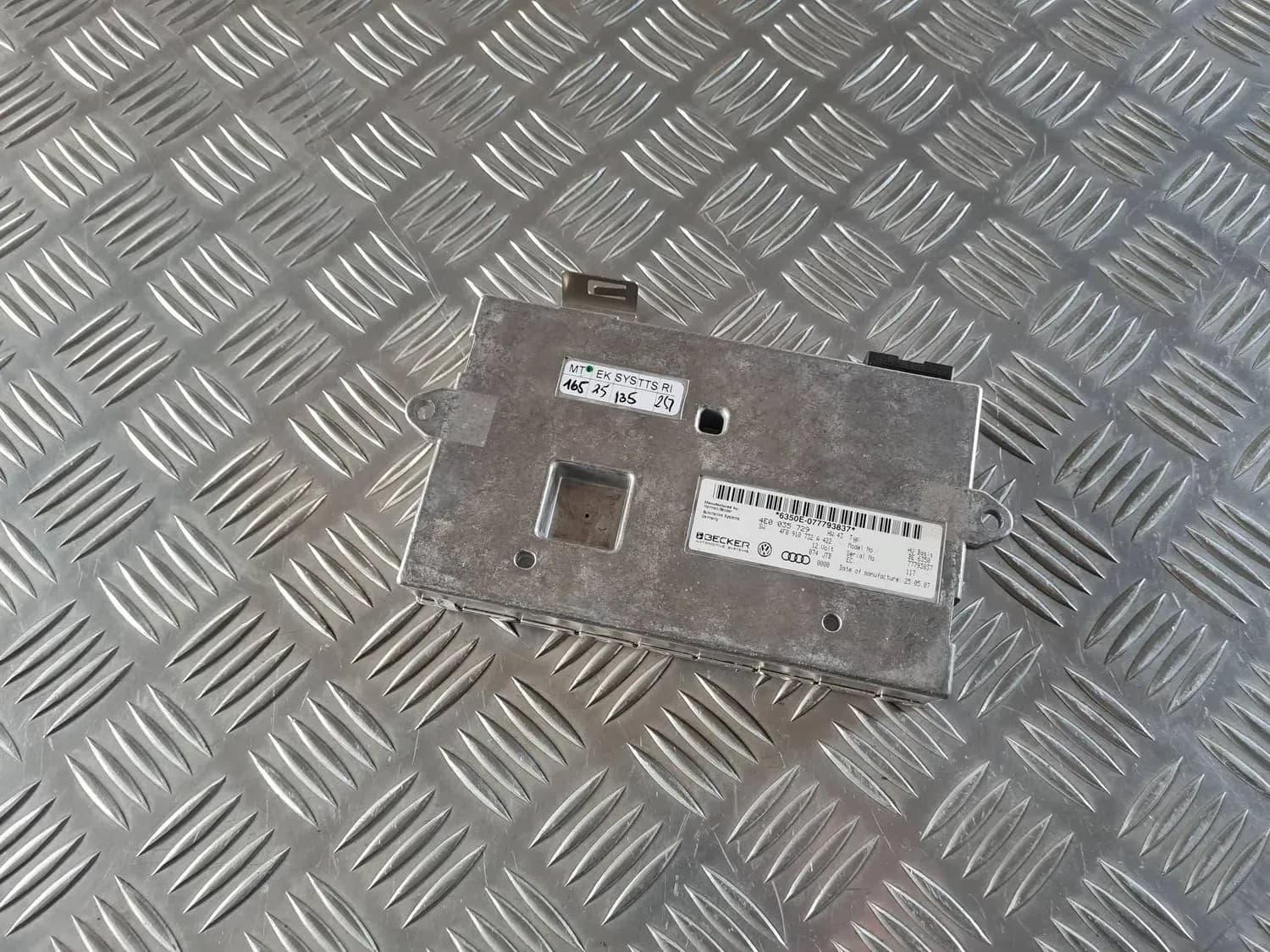 Unidad de control multimedia AUDI A6 2008 - foto 1