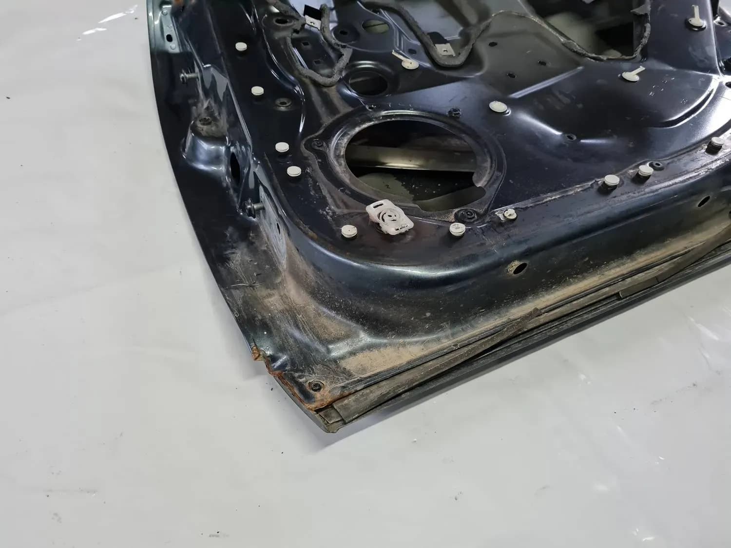 Puerta trasera derecha AUDI A6 2008 - foto 8