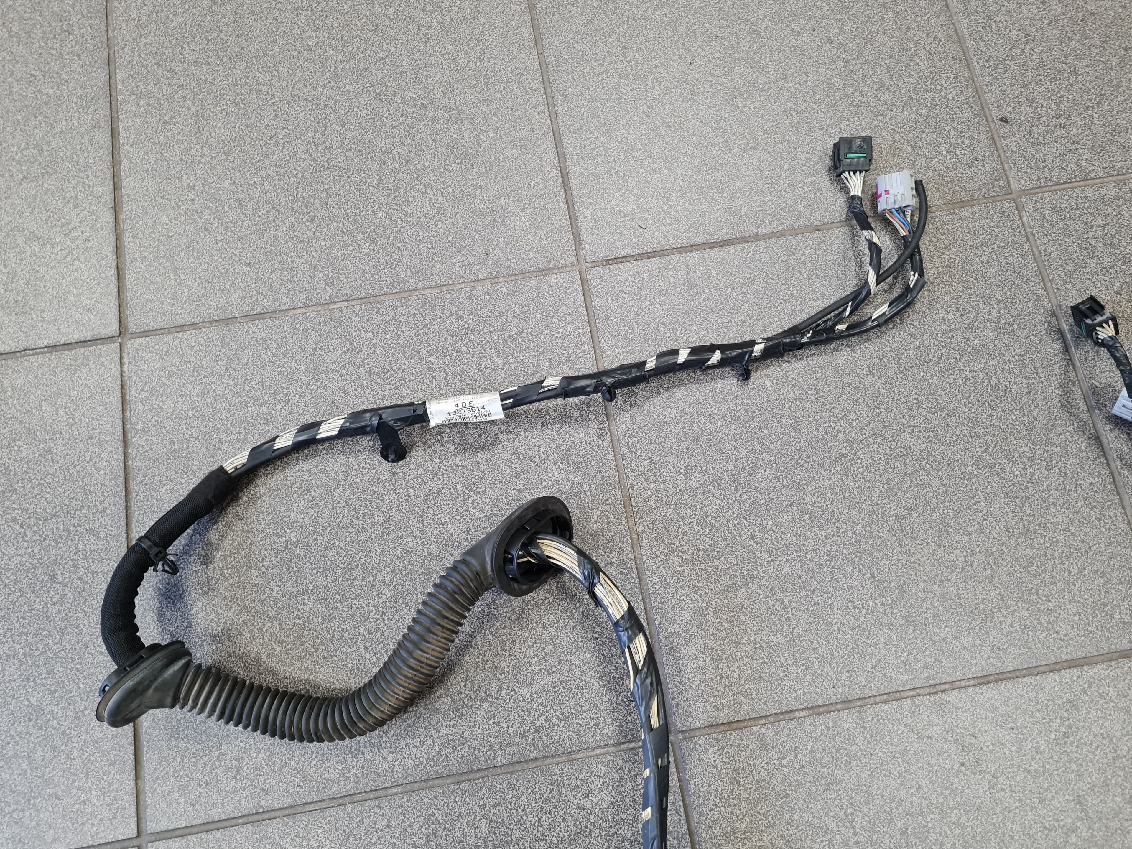 Cables de la tapa del maletero OPEL INSIGNIA SPORTS TOURER 2010 (C) - foto 5
