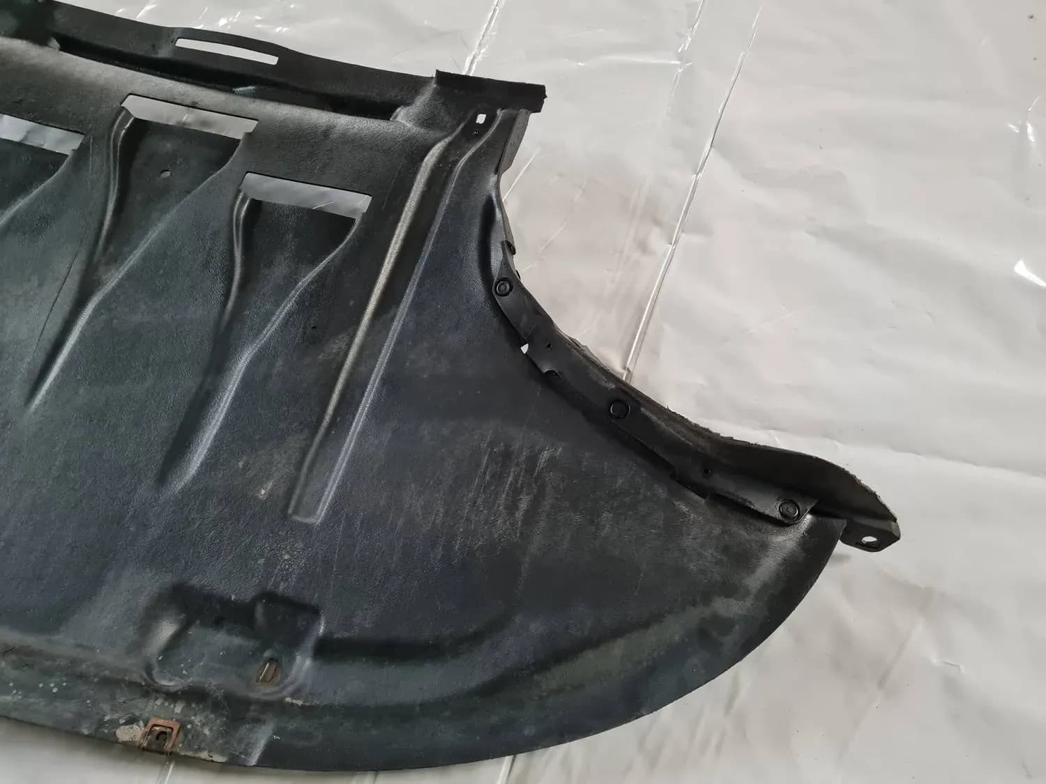 Protector del motor AUDI A6 2008 - foto 6