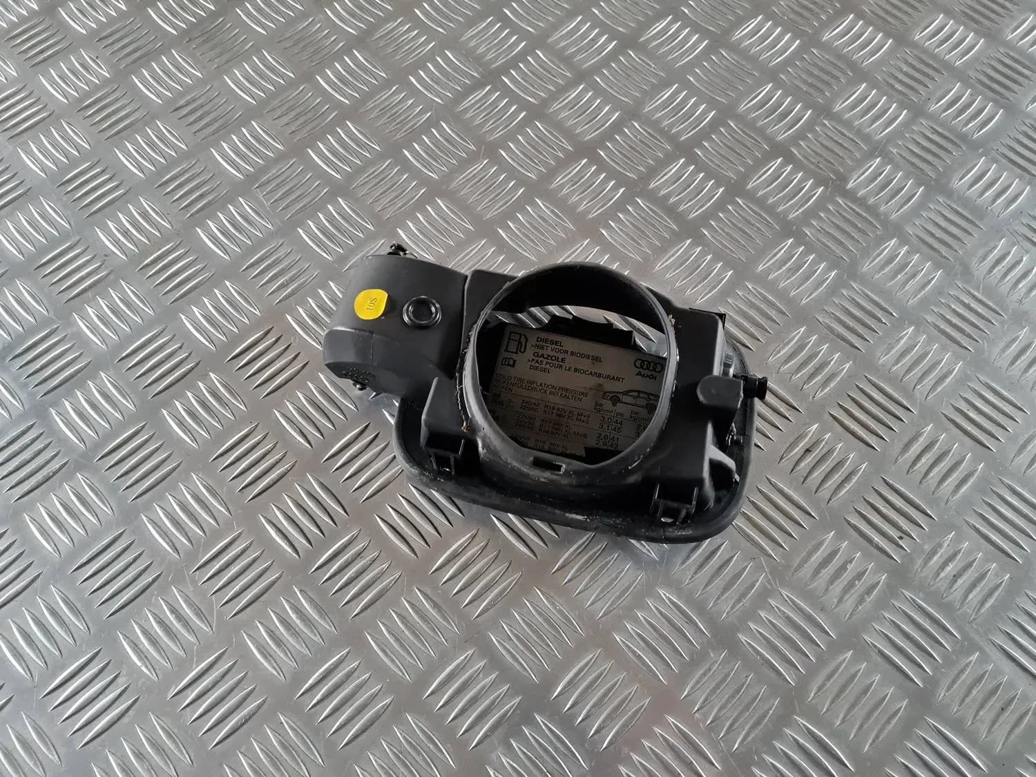 Tapón del depósito de combustible AUDI A6 2008 - foto 3