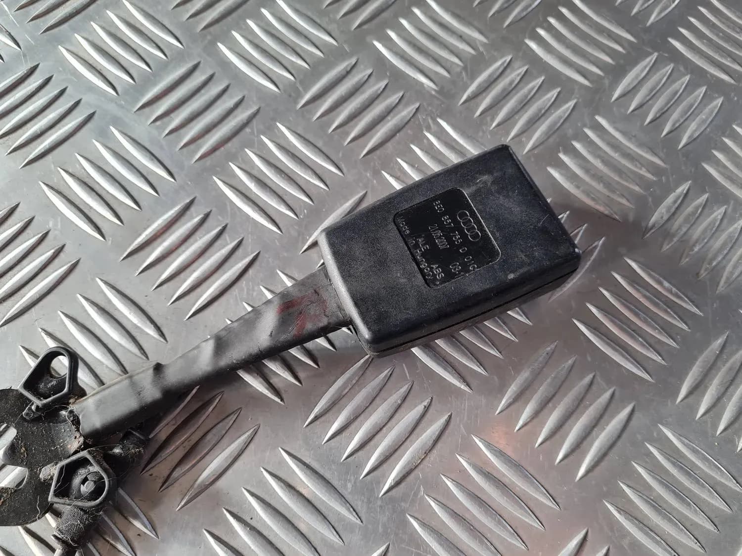 Hebilla del cinturón de seguridad delantero AUDI A6 2008 - foto 3