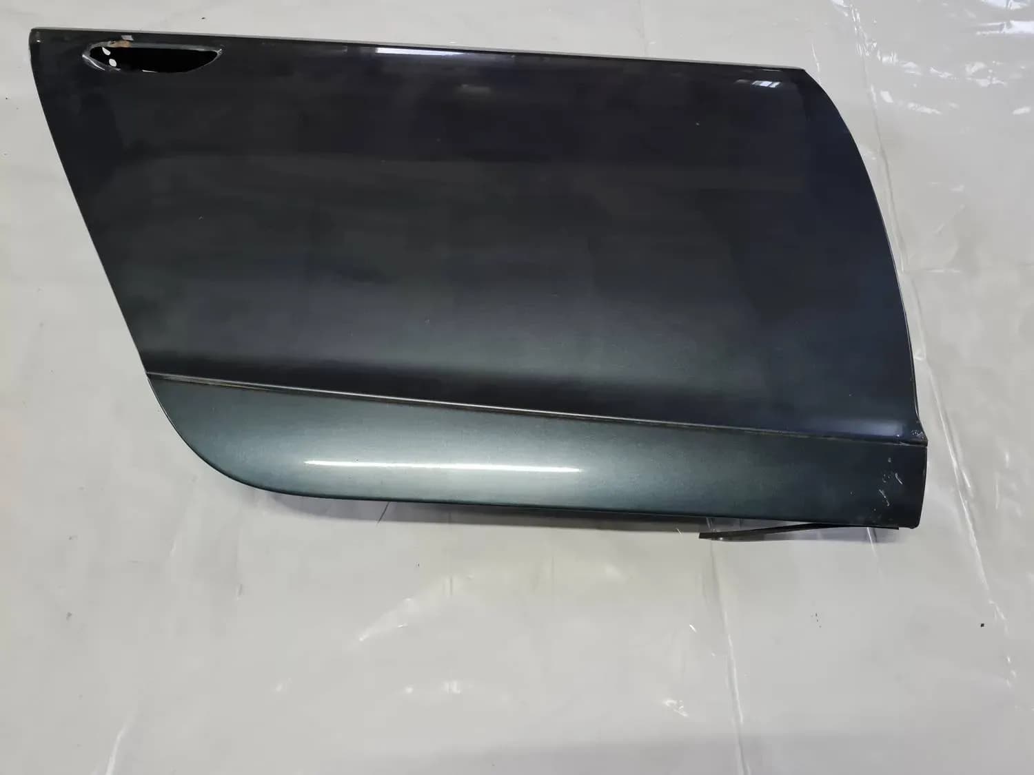 Puerta trasera derecha AUDI A6 2008 - foto 3