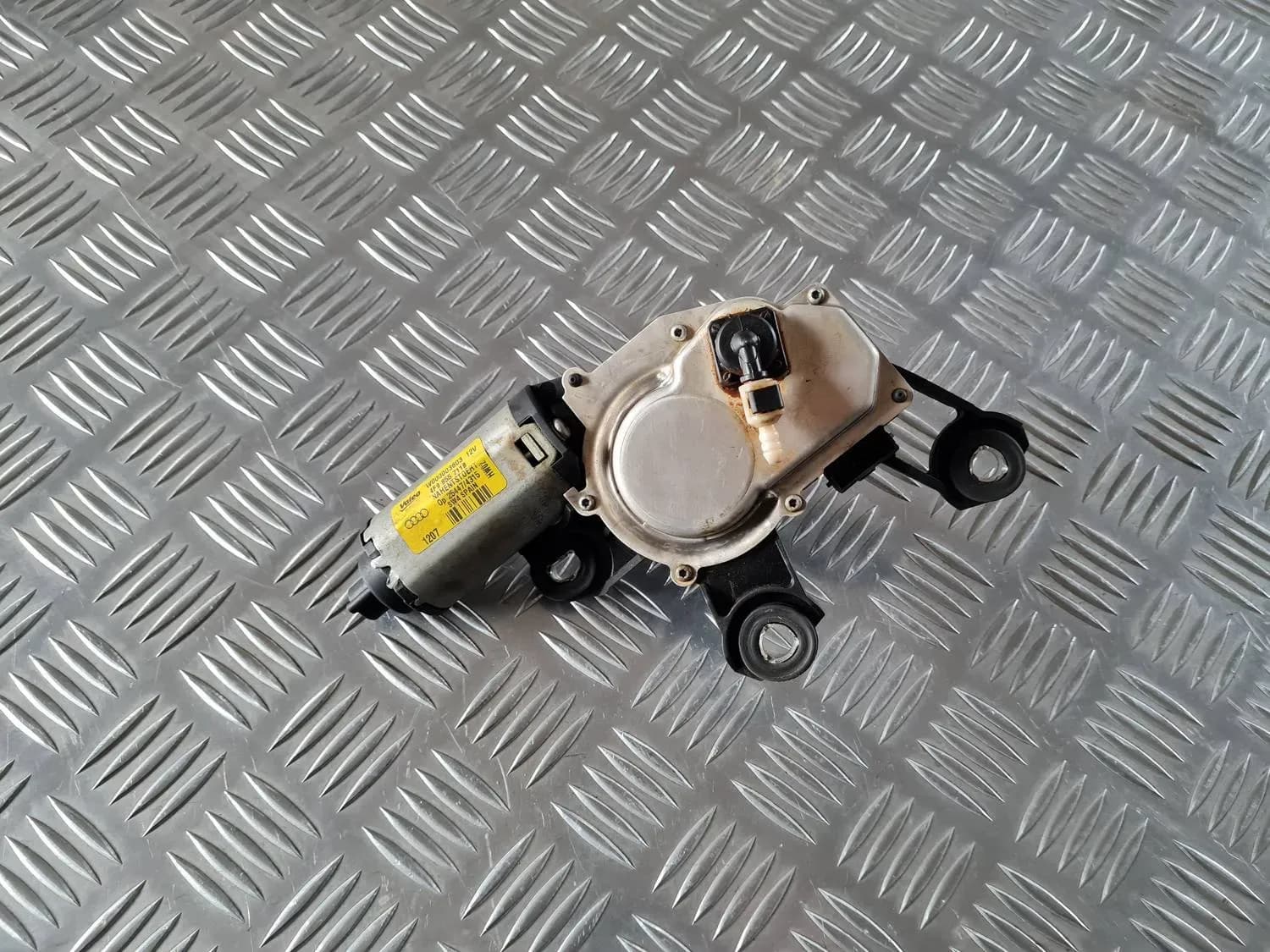 Motor del limpiaparabrisas trasero AUDI A6 2008 - foto 3
