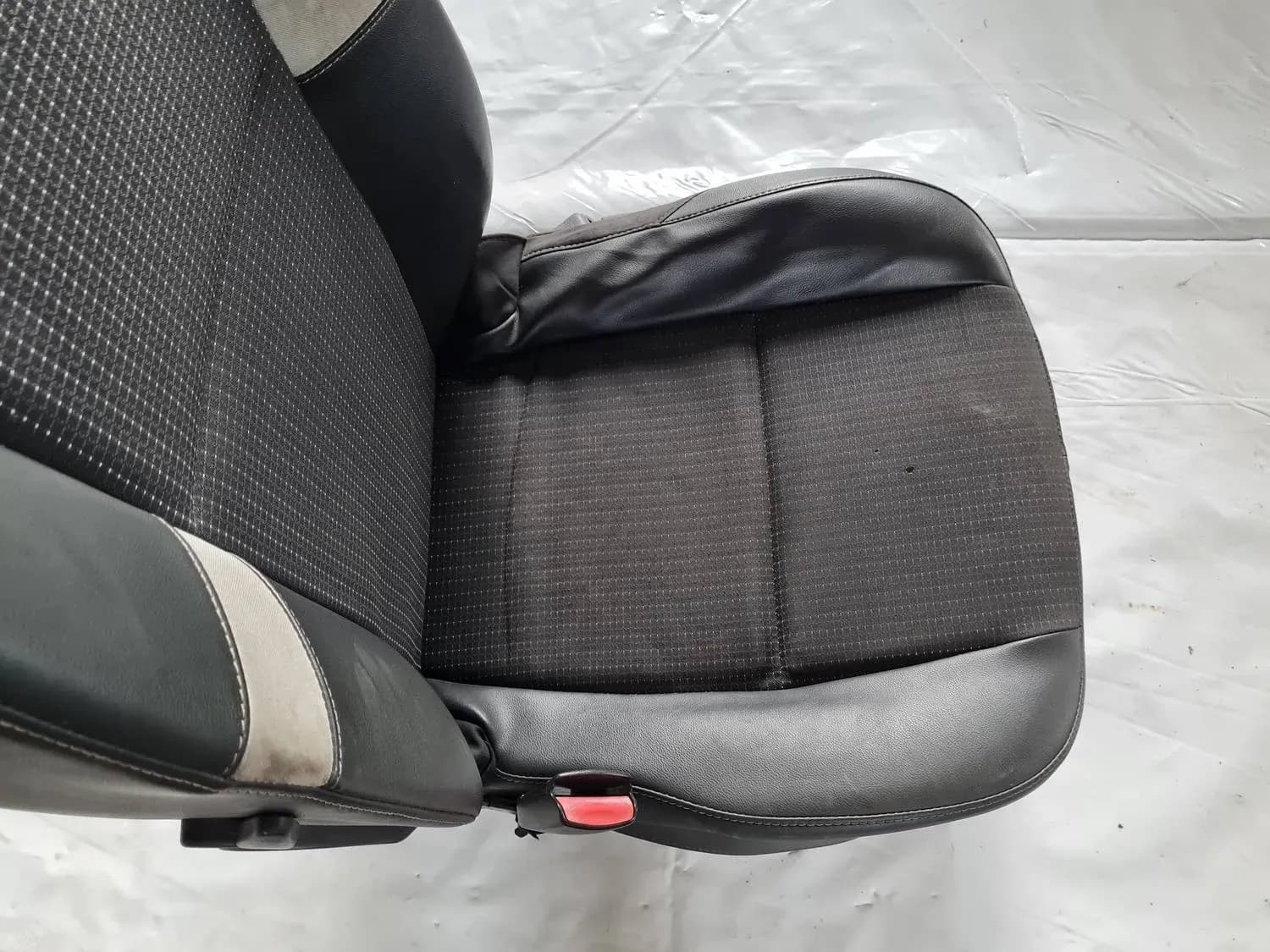 Asiento delantero izquierdo RENAULT SCENIC III 2011 - foto 5