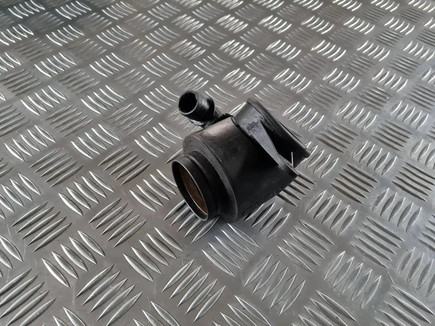 Resonador del filtro de aire AUDI A6 2008 - foto 3