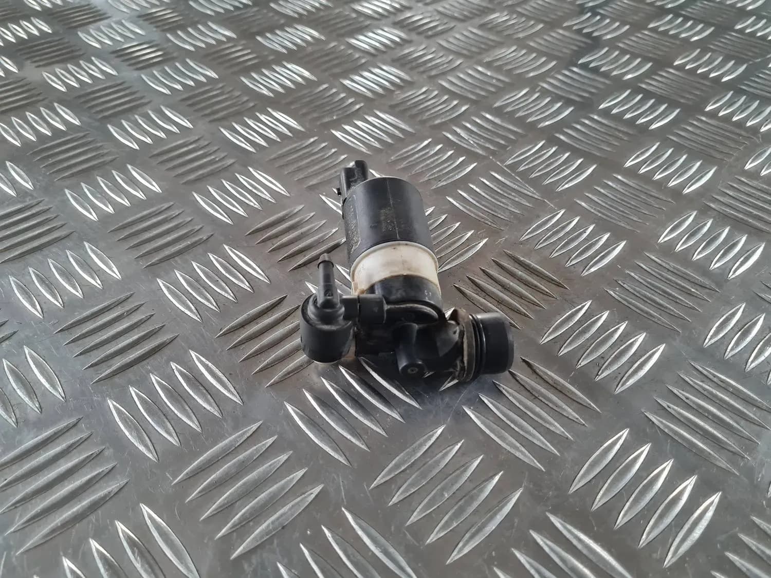 Bomba del líquido limpiaparabrisas RENAULT SCENIC III 2011 - foto 3