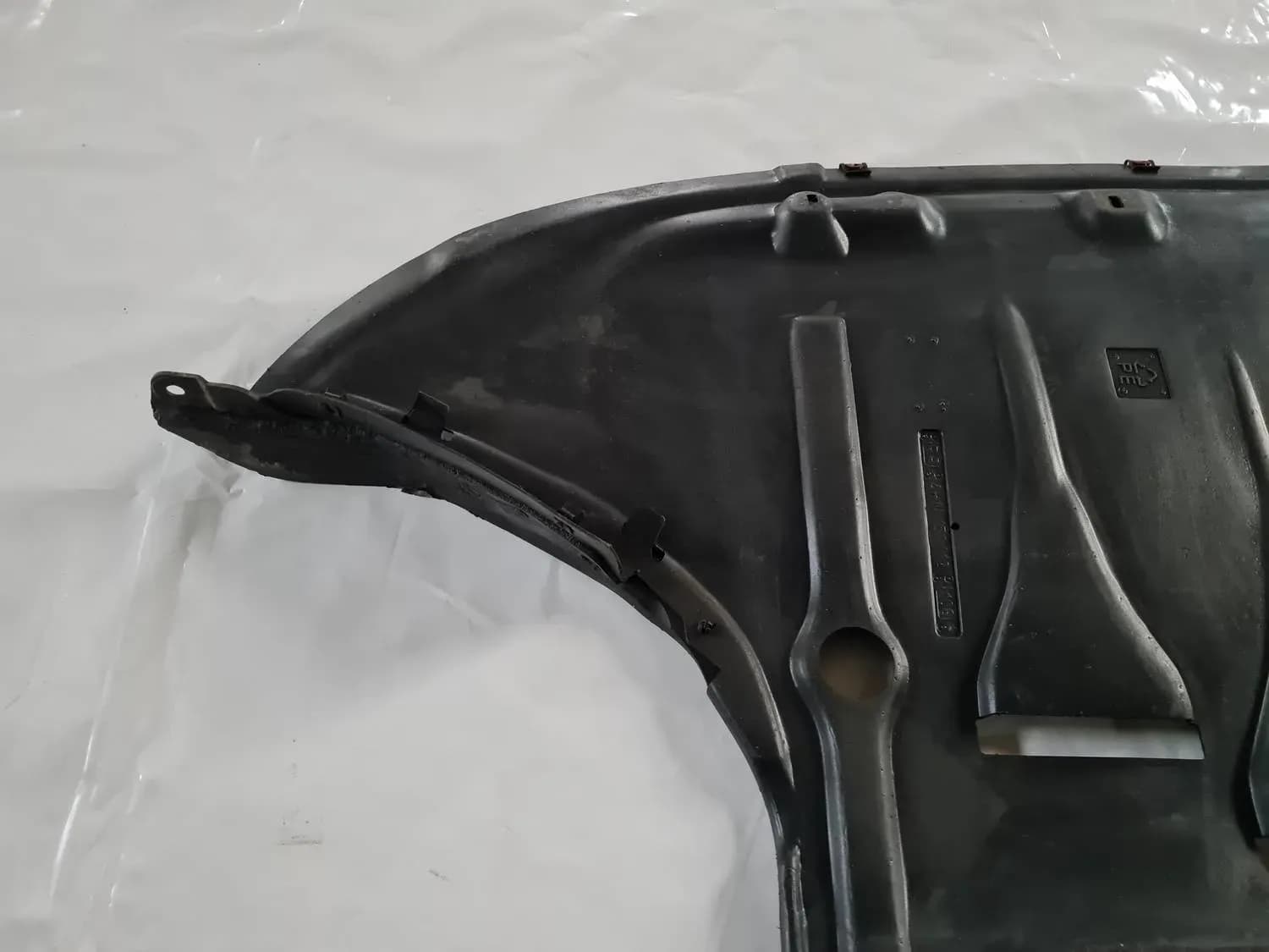 Protector del motor AUDI A6 2008 - foto 7