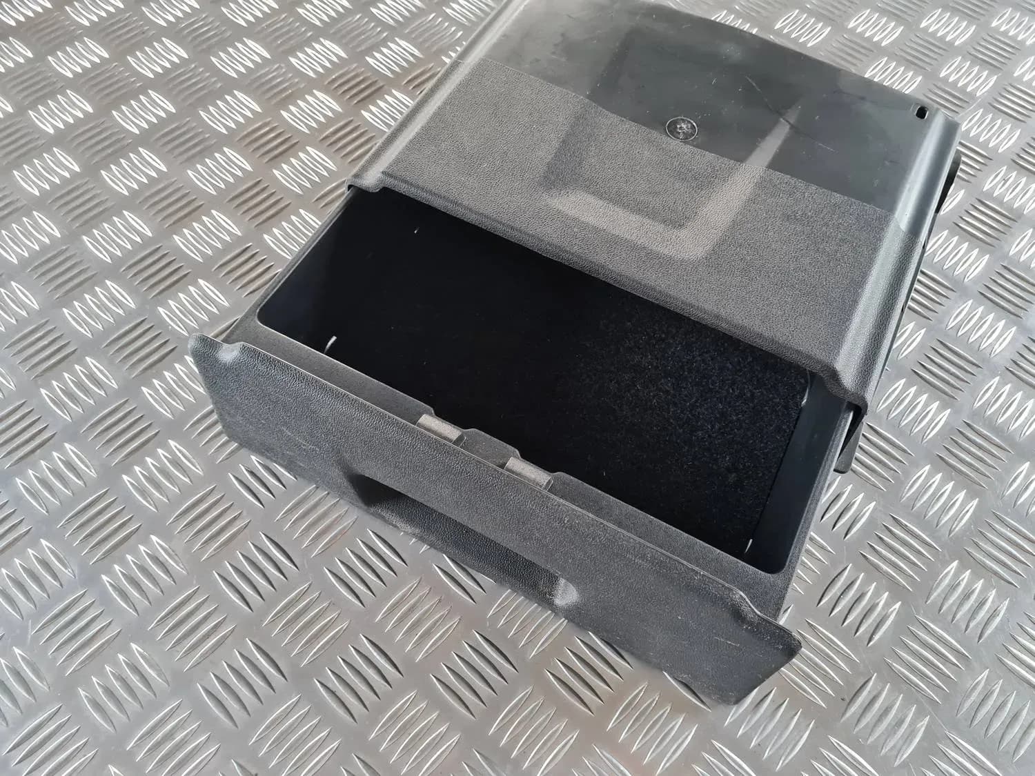 Compartimento de almacenamiento en la rejilla RENAULT SCENIC III 2011 - foto 1