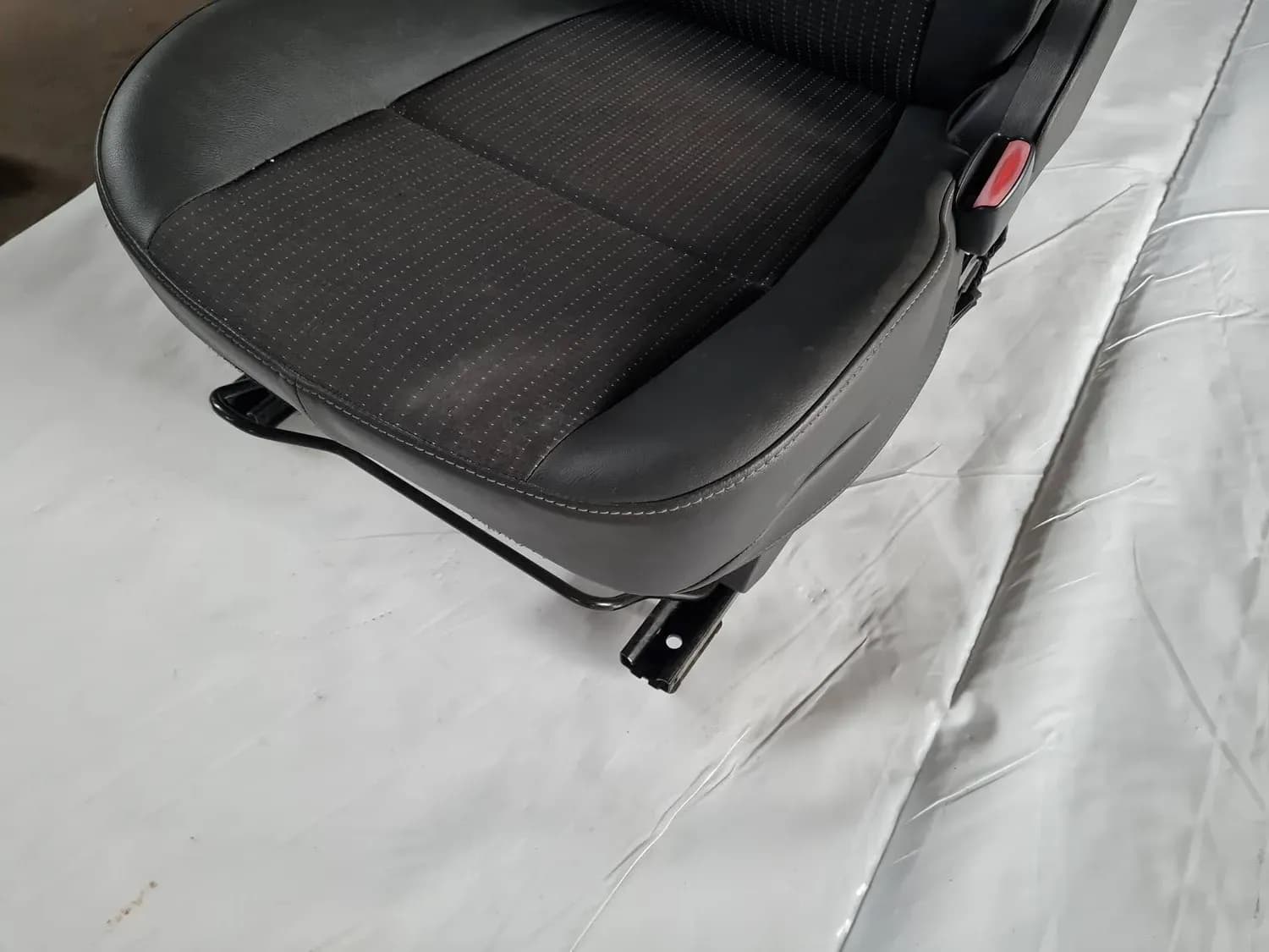 Asiento delantero derecho RENAULT SCENIC III 2011 - foto 4