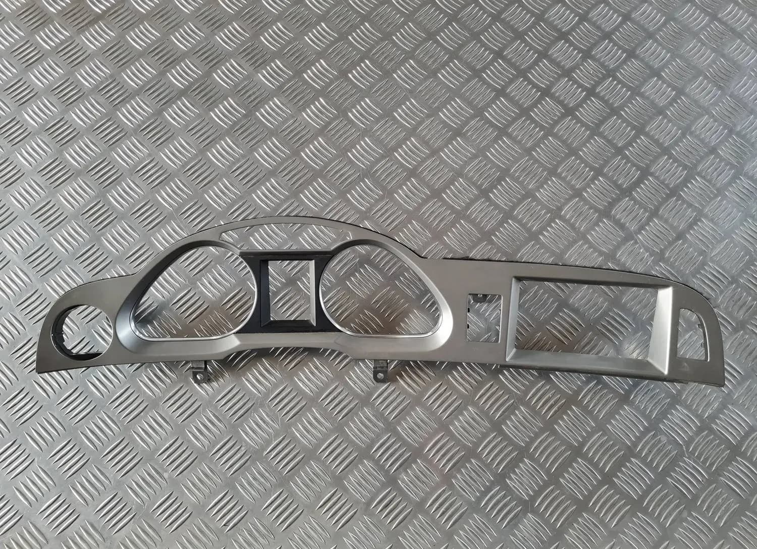 Moldura del velocímetro AUDI A6 2008 - foto 1