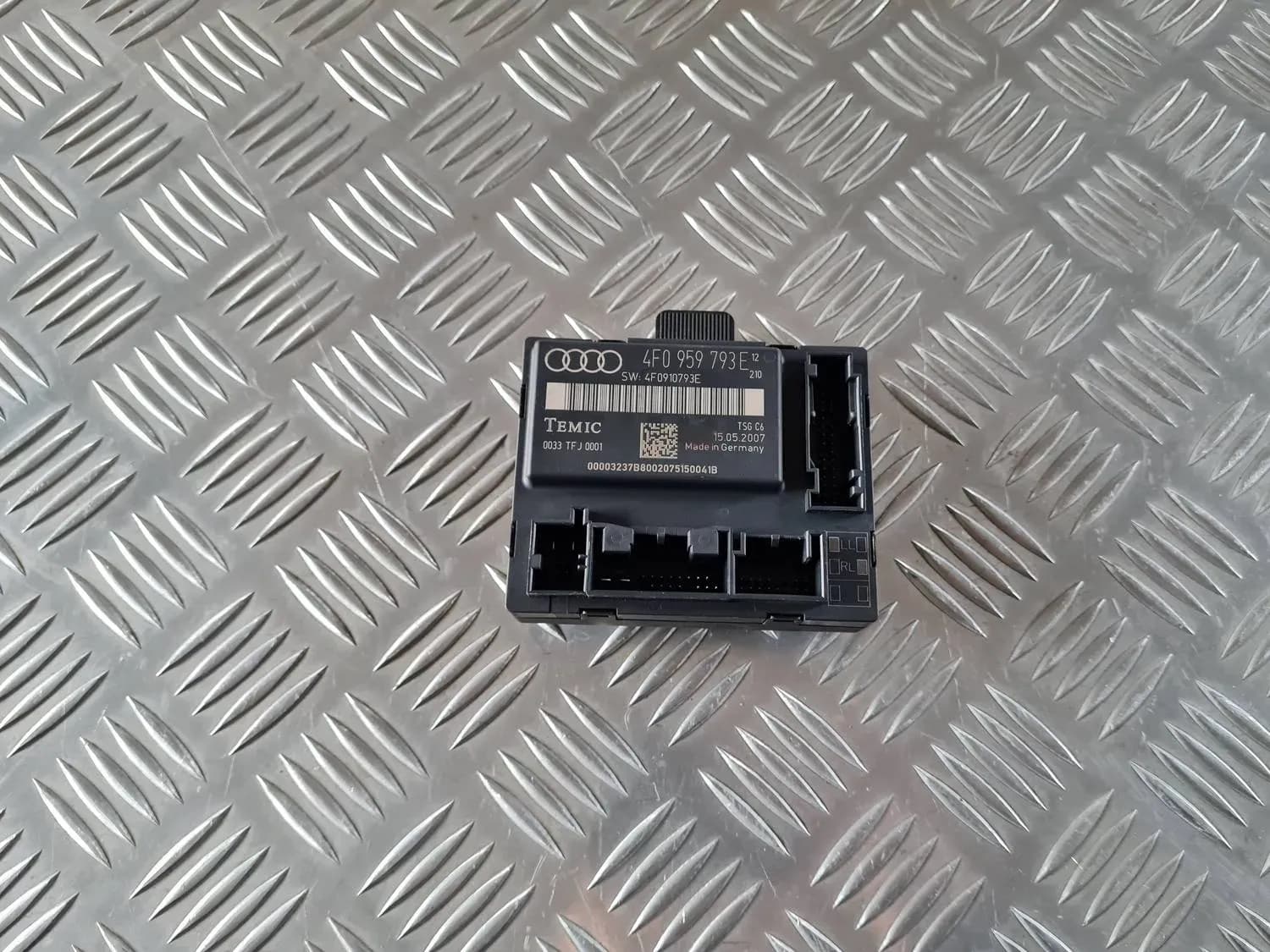 Unidad de control del confort AUDI A6 2008
