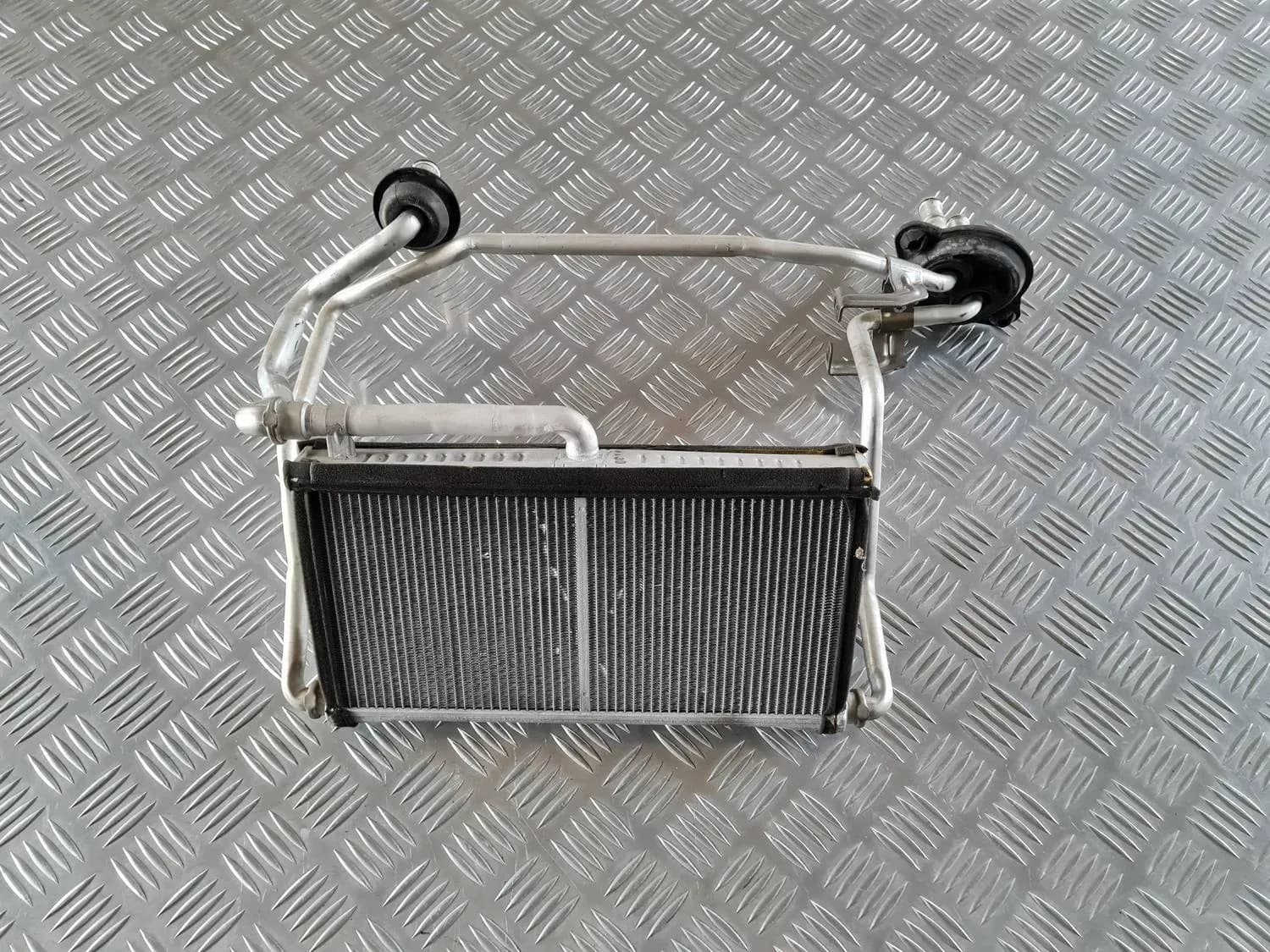 Radiador del sistema de calefacción AUDI A6 2008 - foto 5