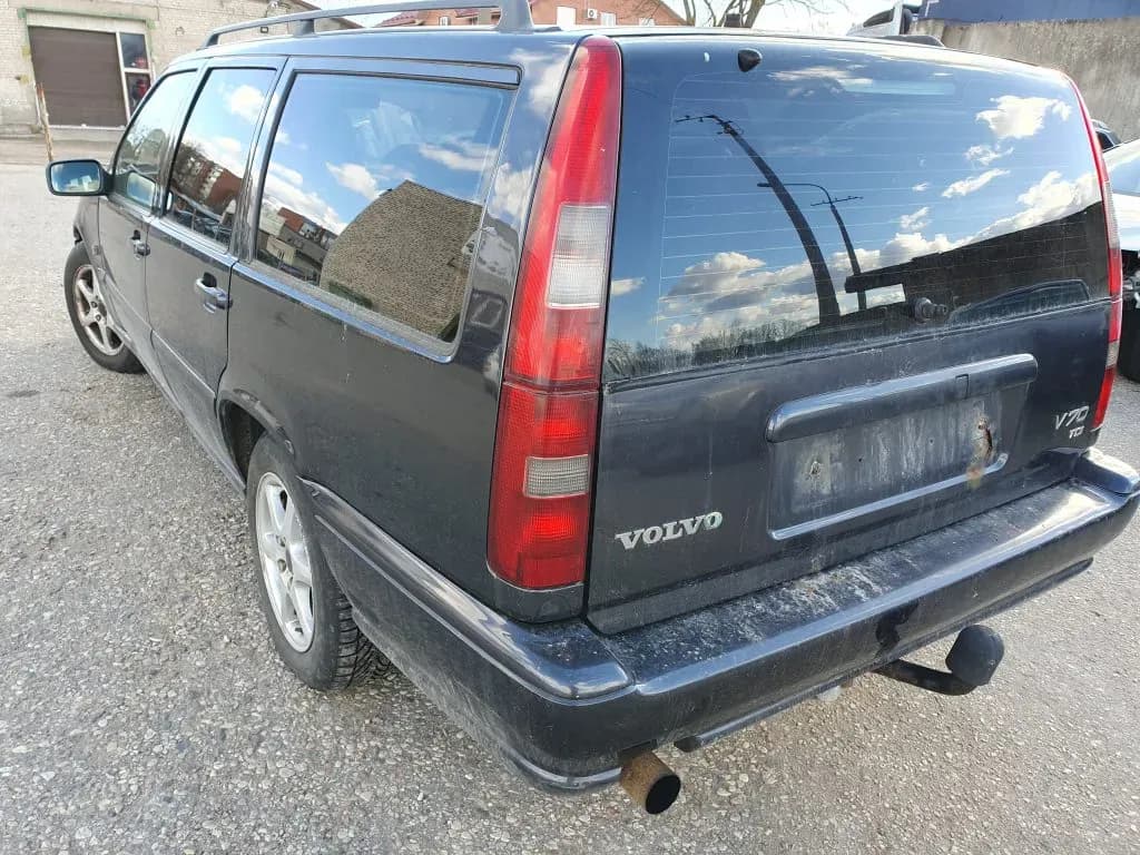 Foto del vehículo desmontado 2