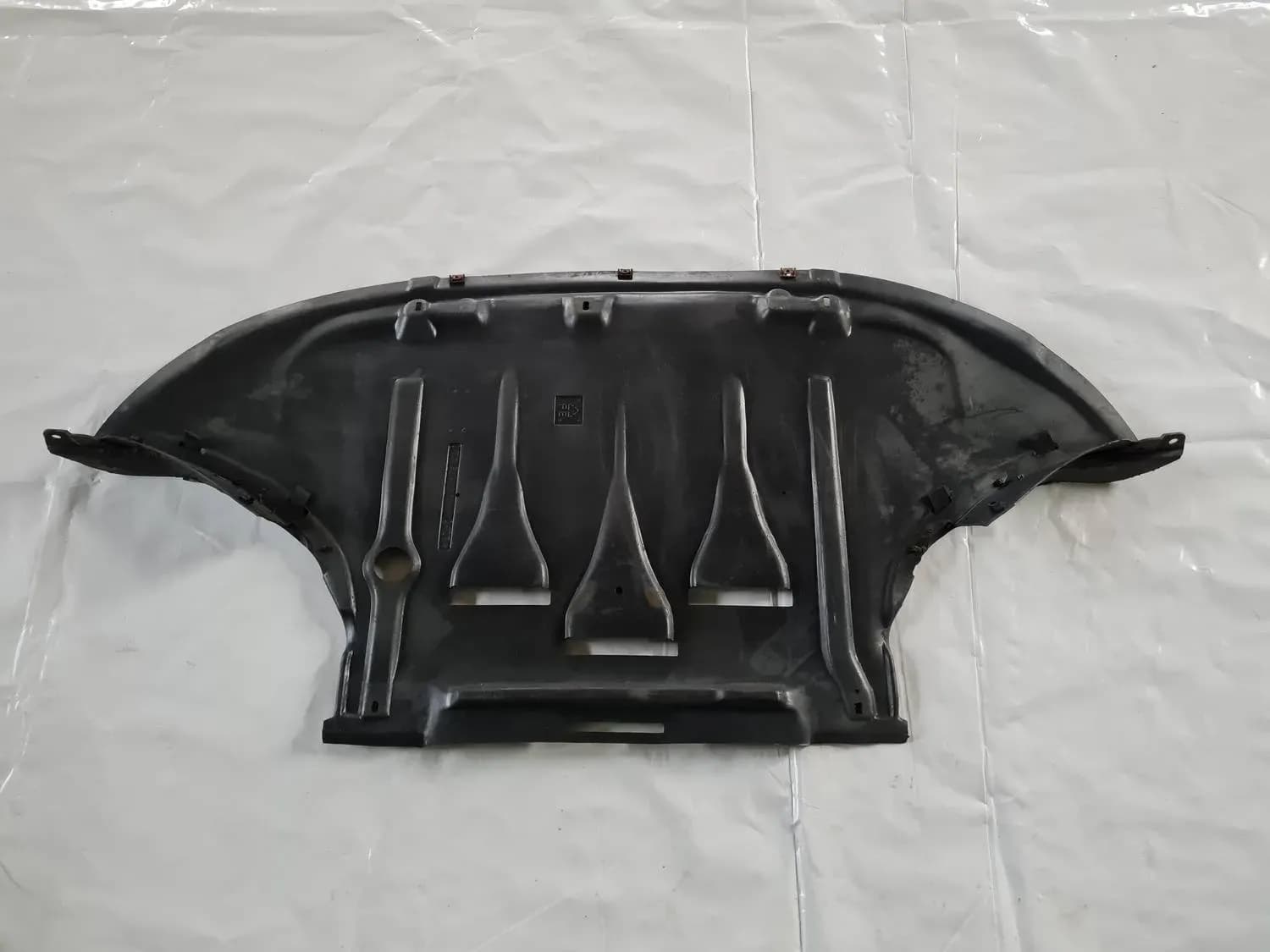Protector del motor AUDI A6 2008 - foto 1