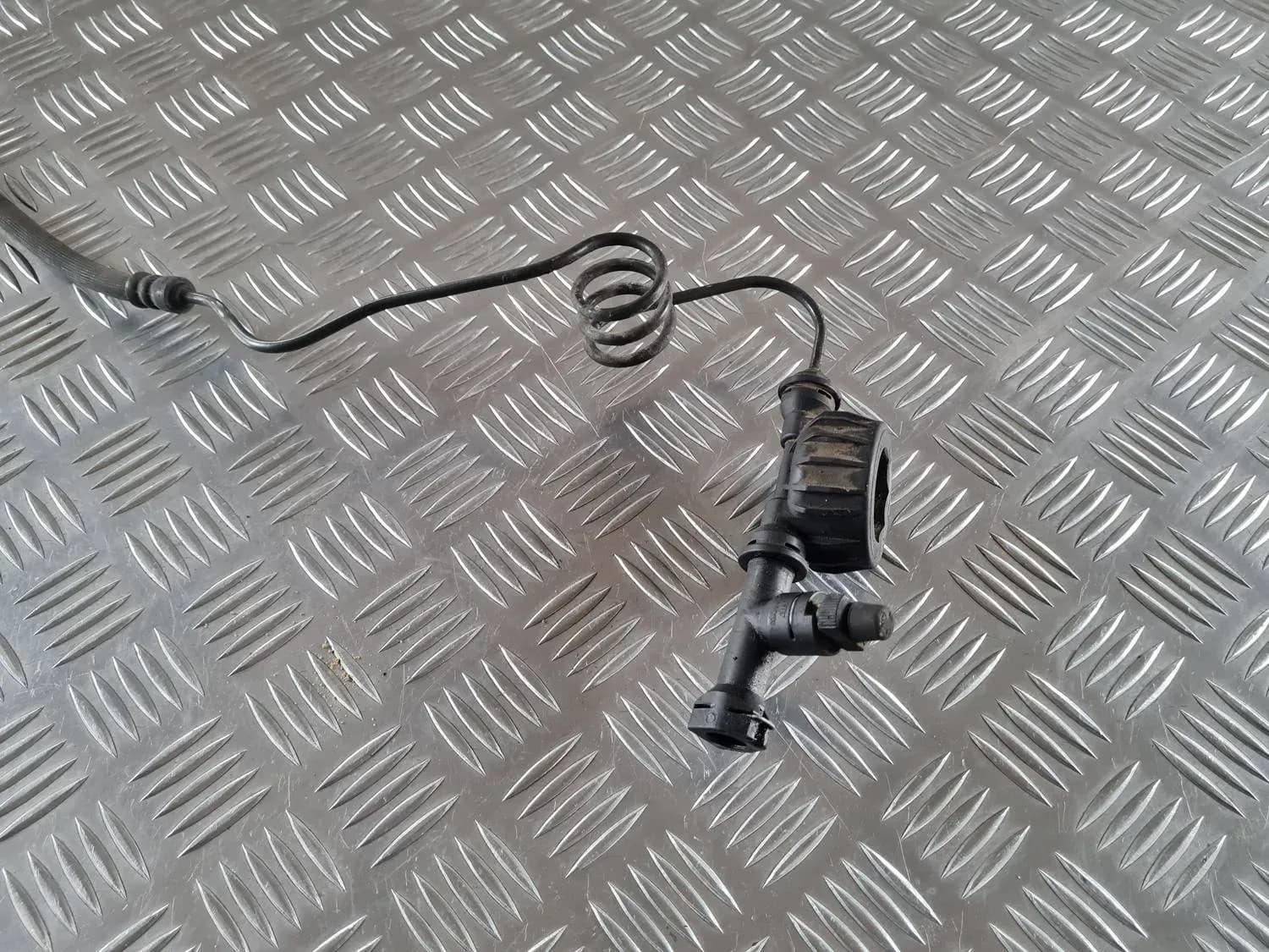 Tubo del cilindro maestro del embrague RENAULT SCENIC III 2011 - foto 4