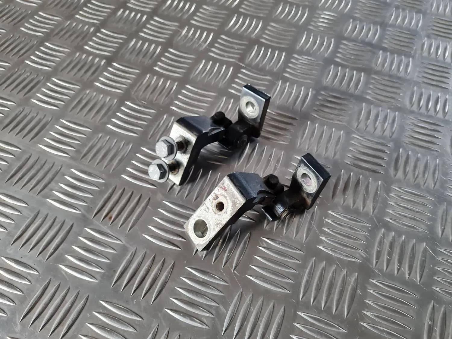 Bisagra de la puerta AUDI A6 2008 - foto 4