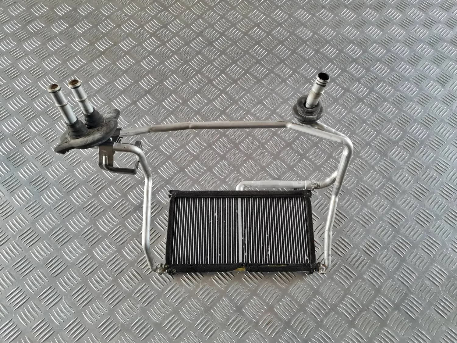 Radiador del sistema de calefacción AUDI A6 2008 - foto 2