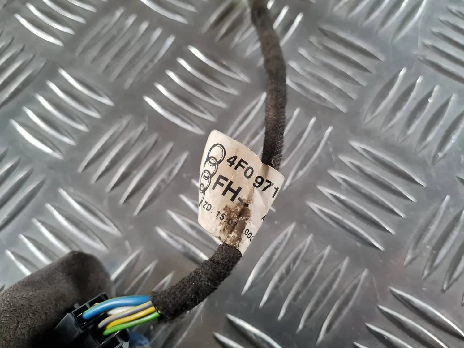 Cable del motor de la ventanilla eléctrica AUDI A6 2008 - foto 2