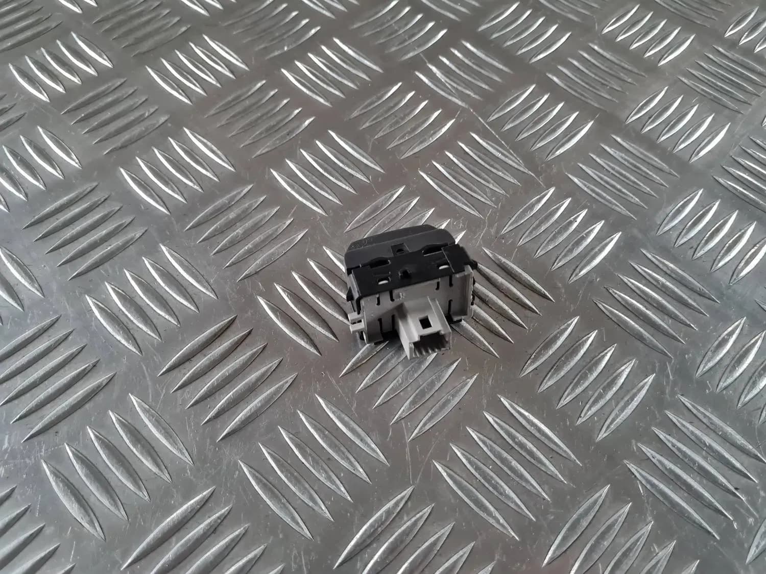 Botón de ajuste del brillo de la luz RENAULT SCENIC III 2011 - foto 2