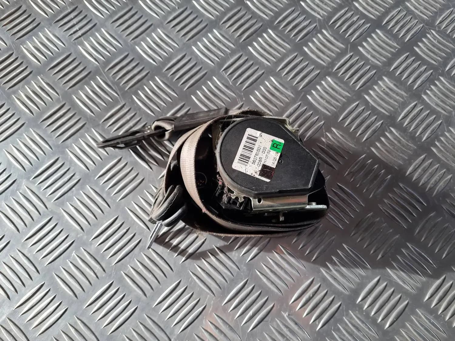 Cinturón de seguridad delantero derecho AUDI A6 2008 - foto 1