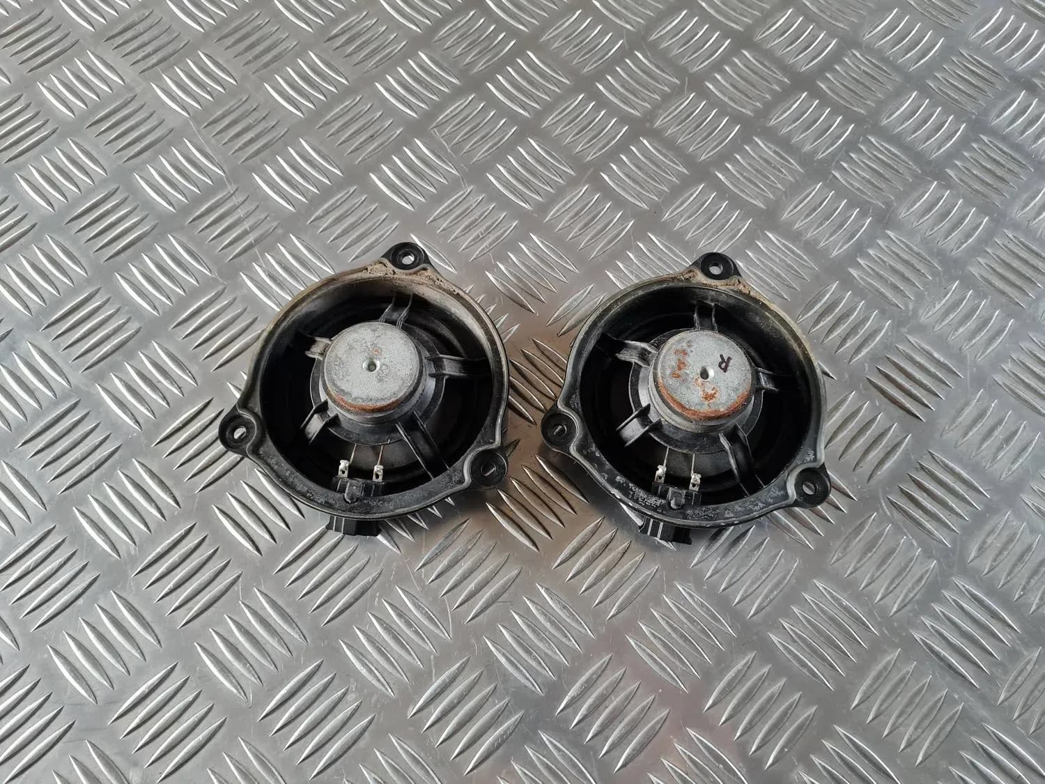 Altavoz de la puerta, superior AUDI A6 2008 - foto 2