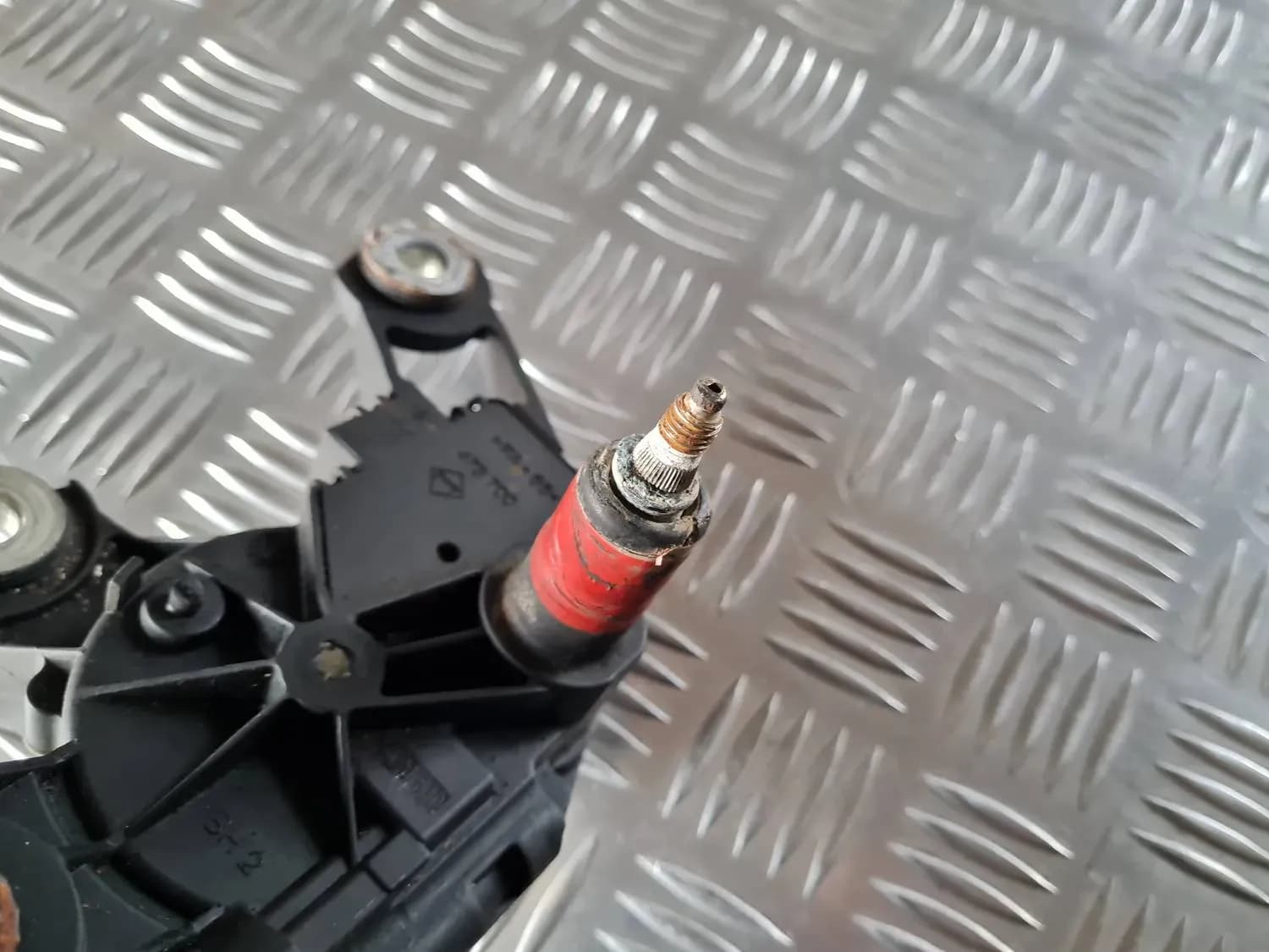 Motor del limpiaparabrisas trasero AUDI A6 2008 - foto 2