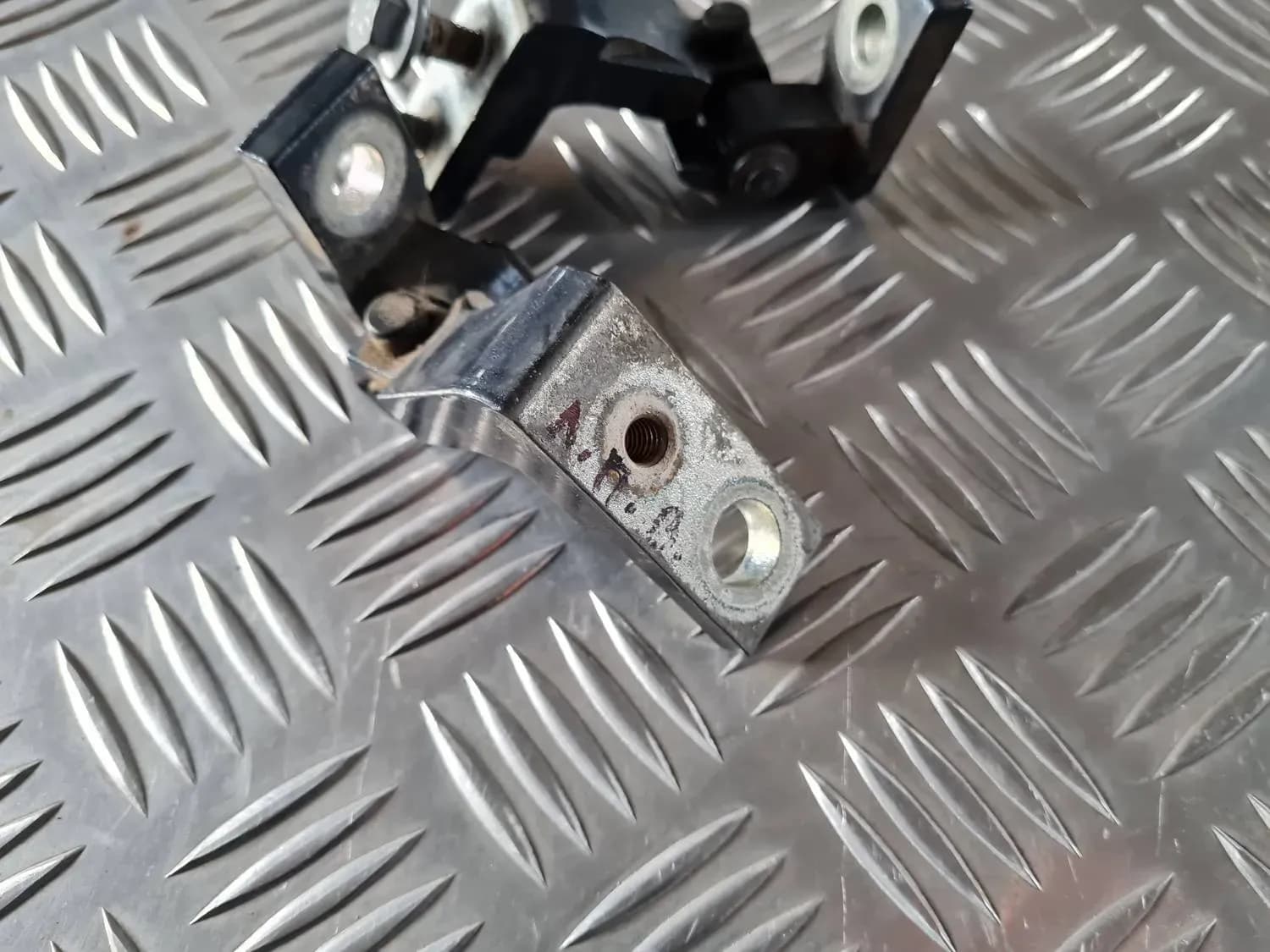 Bisagra de la puerta AUDI A6 2008 - foto 5