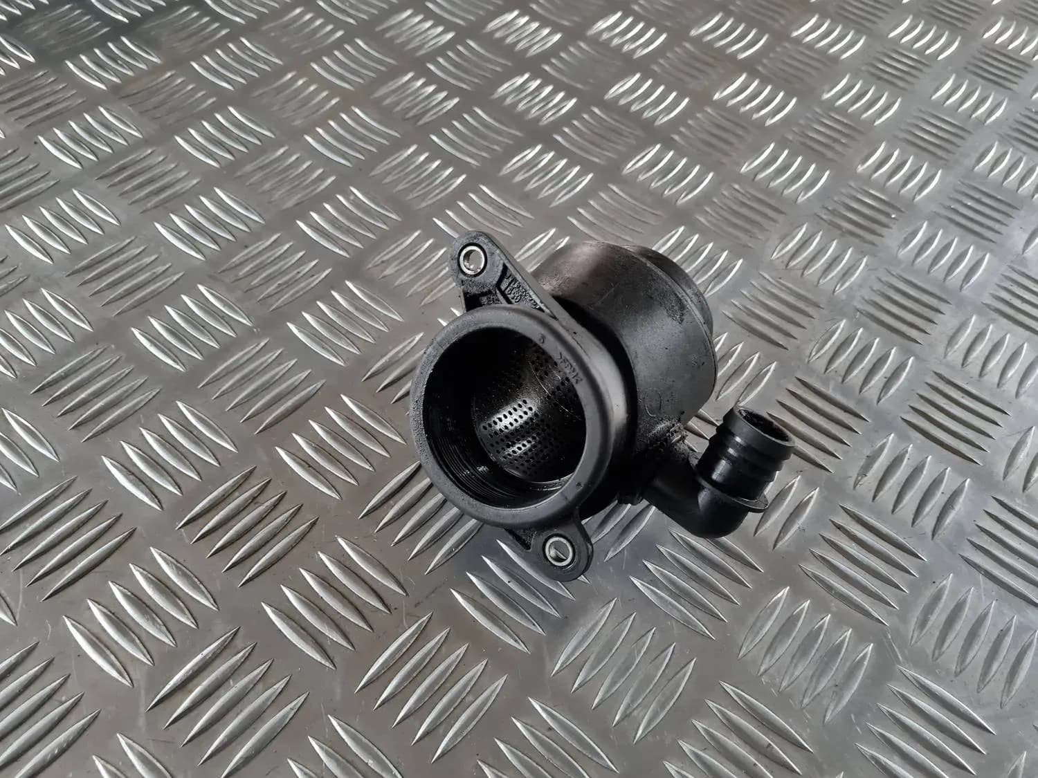 Resonador del filtro de aire AUDI A6 2008 - foto 4