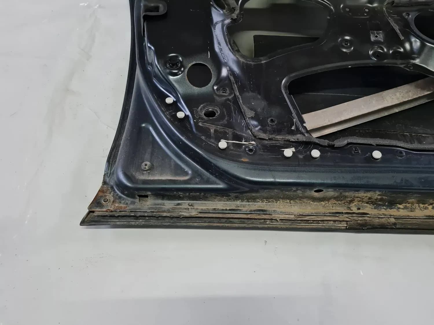 Puerta delantera izquierda AUDI A6 2008 - foto 8