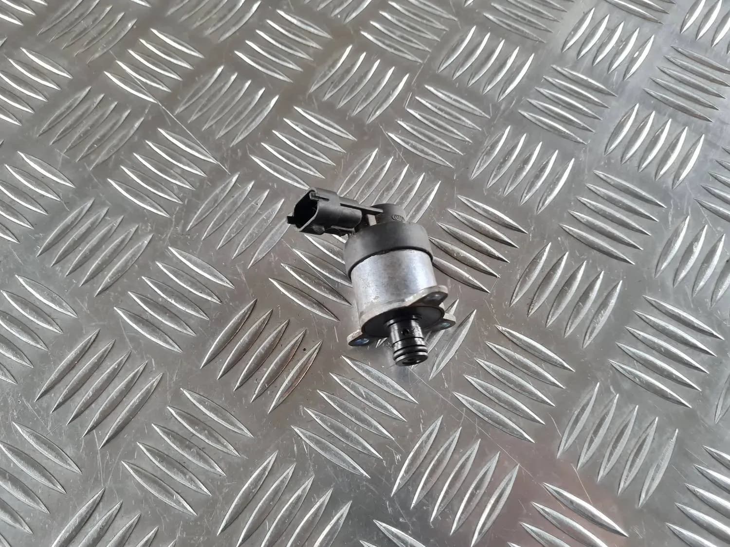 Sensor de presión de combustible RENAULT SCENIC III 2011 - foto 3