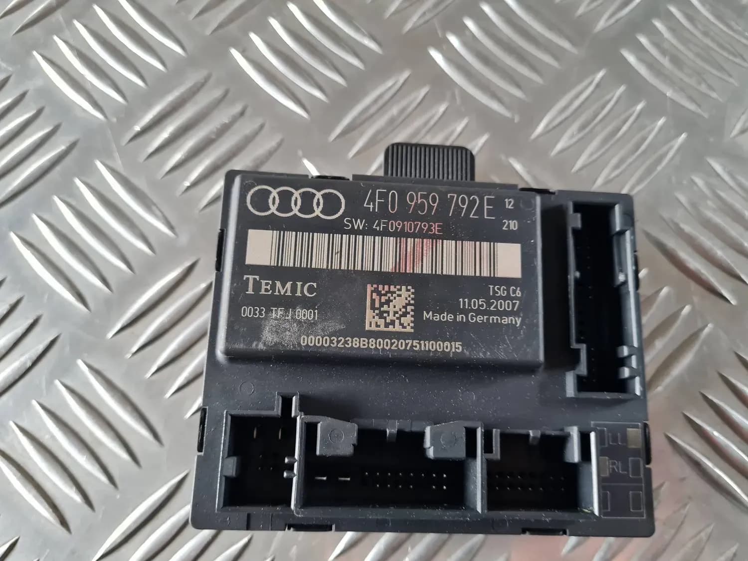 Unidad de control del confort AUDI A6 2008 - foto 2