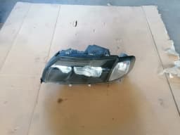 Luz delantera izquierda VOLVO S80 2004