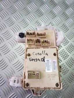 Caja de fusibles TOYOTA COROLLA VERSO 2008