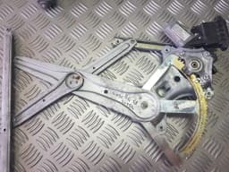 Elevalunas trasero derecho TOYOTA COROLLA VERSO 2008