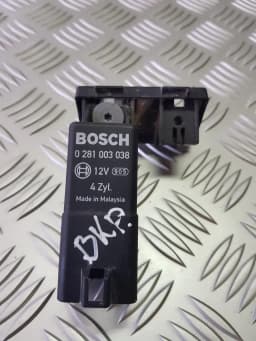 Relé de las bujías incandescentes VW PASSAT B6 2008 ANGL.