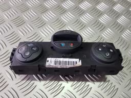 Piezas del coche RENAULT MEGANE 2004