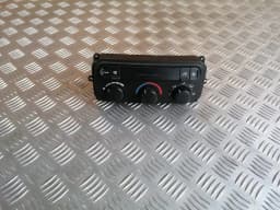 Unidad de control de la climatización CHRYSLER GRAND VOYAGER 2004