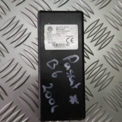 Bluetooth vadības bloks priekš VW PASSAT B6 2006 ANGL. UNIVERSAL