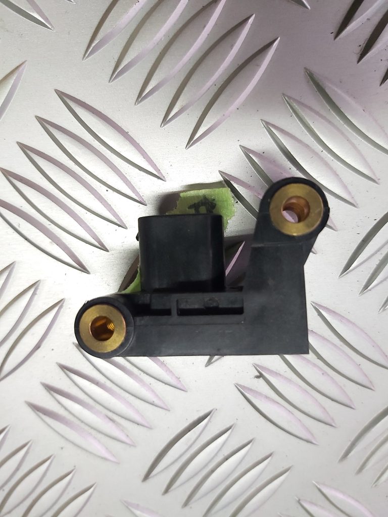 Drošības spilvena trieciensensors priekš BMW 525D E61 2007 TOURING BLACK