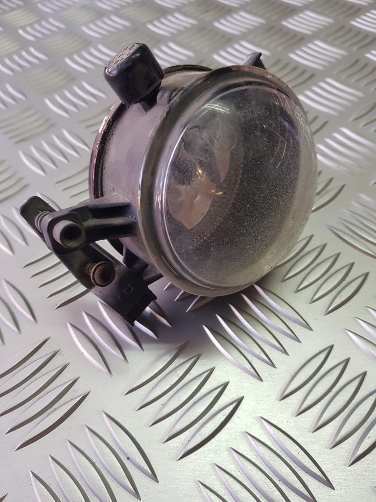 Miglas lukturis priekšā pa kreisi priekš FORD FOCUS 2006 1 Miglas lukturis priekšā pa kreisi priekš FORD FOCUS 2006