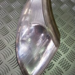 Pagrieziena signala lukturis priekš SAAB 9-5 1999