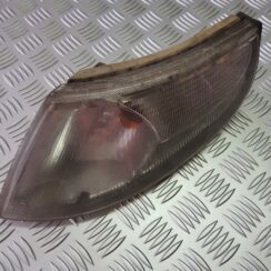 Pagrieziena signala lukturis priekš SAAB 9-5 1999