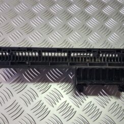 Drošinātāju bloks priekš BMW 525 E60 2006 BLACK